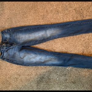Maurices jeans